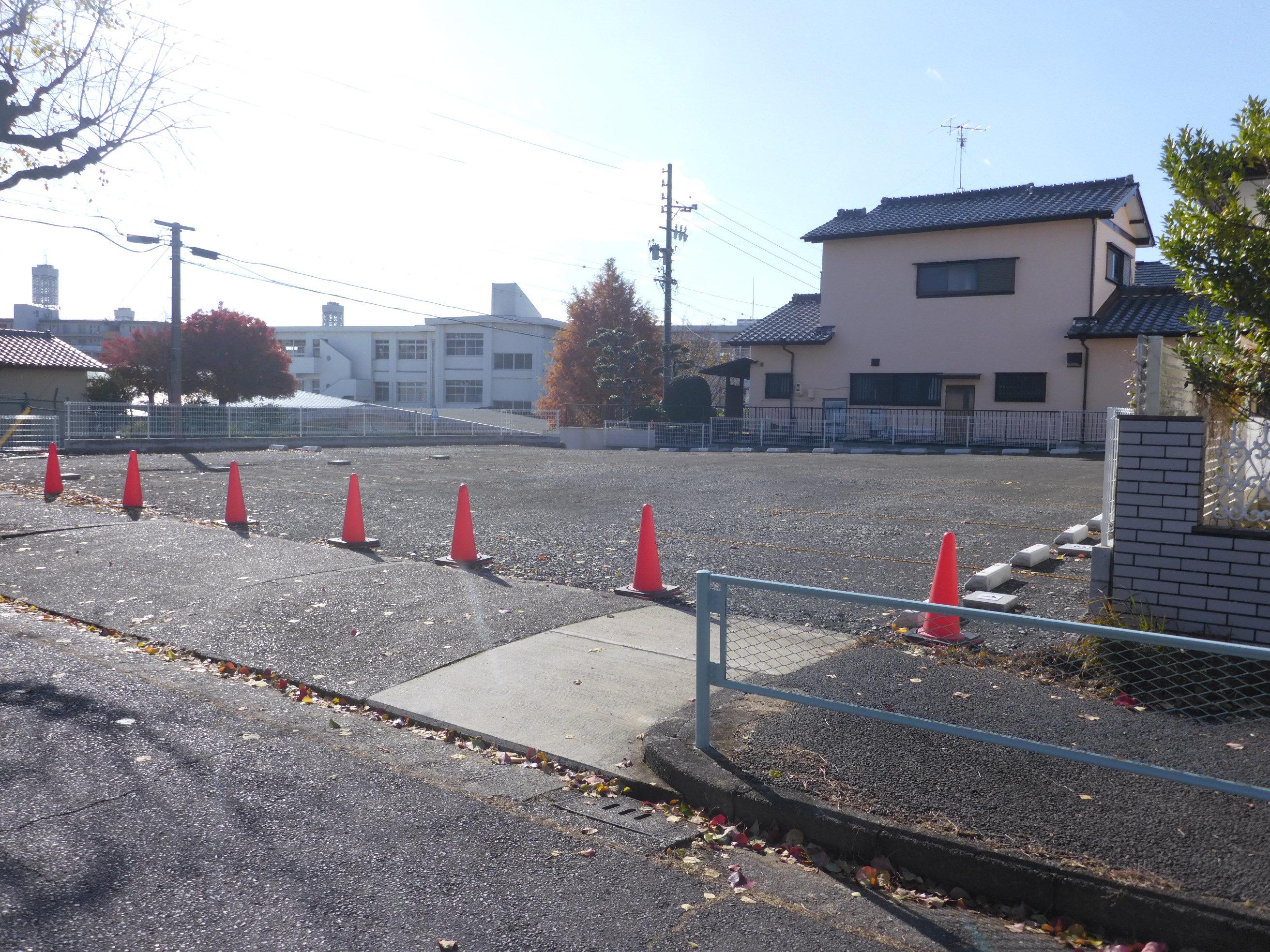 J-973の外観・駐車場イメージ1枚目