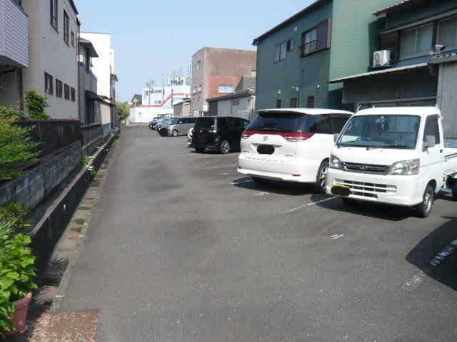 敷島第六駐車場の外観・駐車場イメージ2枚目