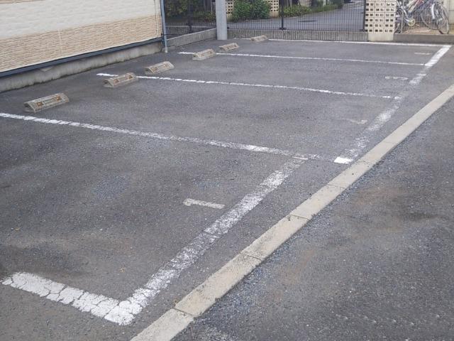 セルリアン(31038)の外観・駐車場イメージ1枚目