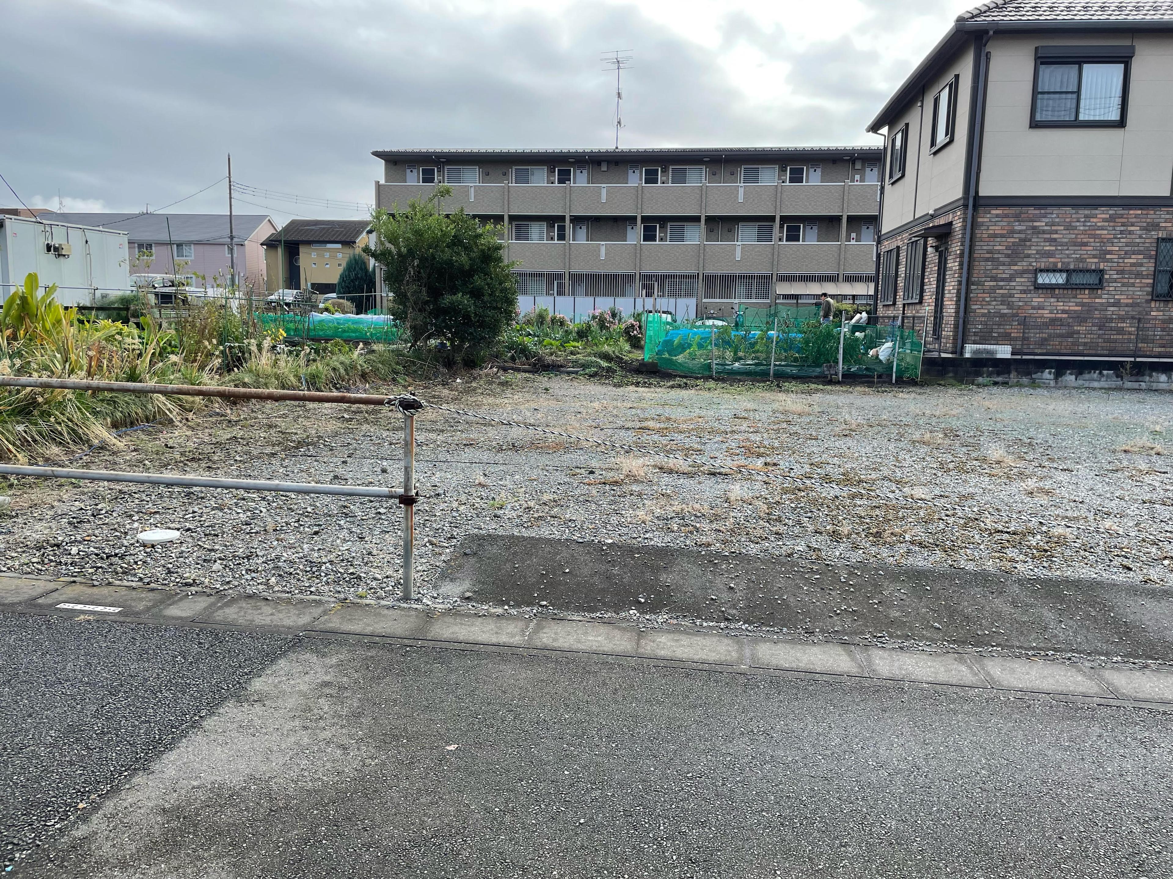 坂田東3丁目駐車場の外観・駐車場イメージ1枚目