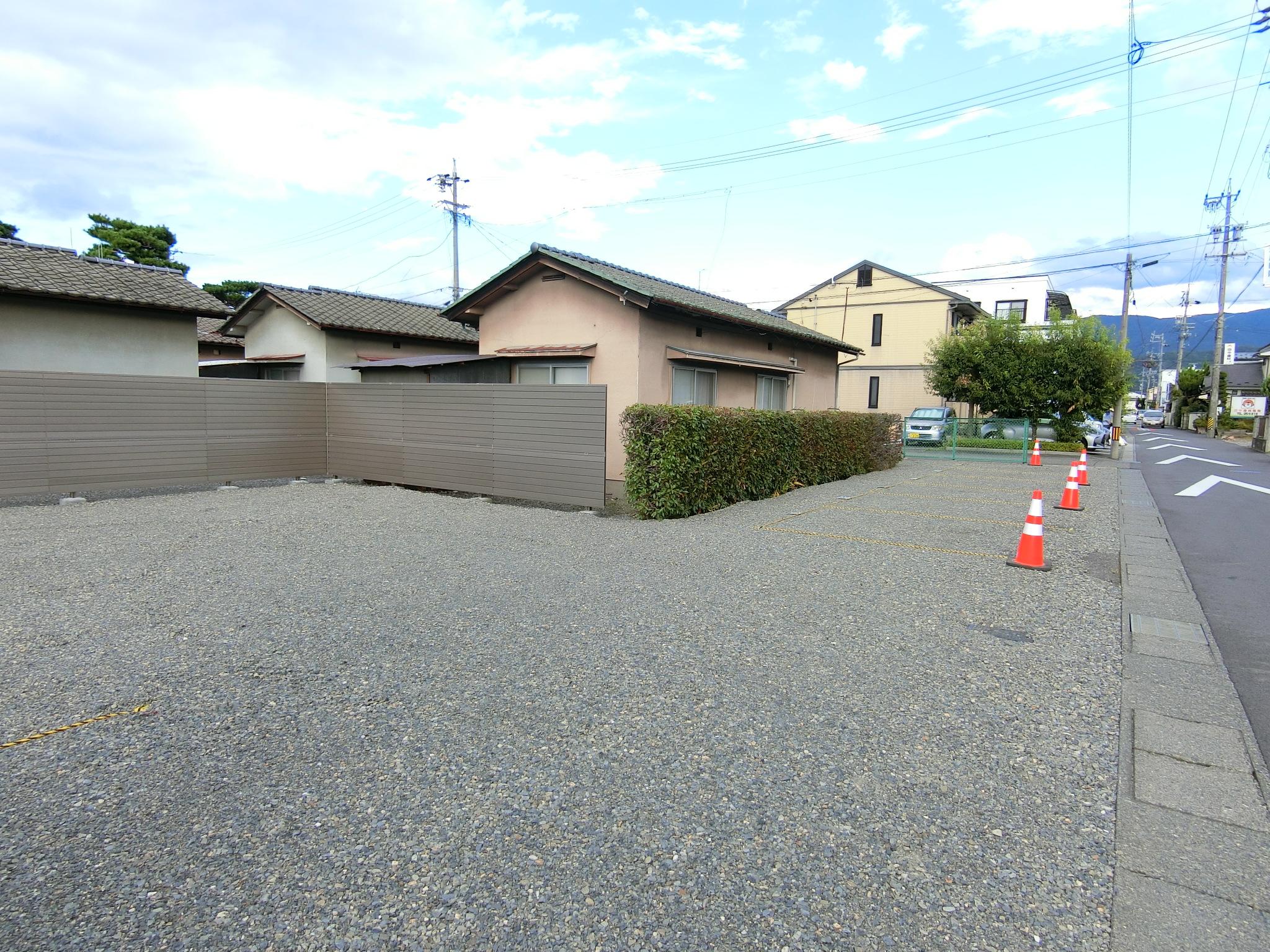 宮田西駐車場の外観・駐車場イメージ1枚目