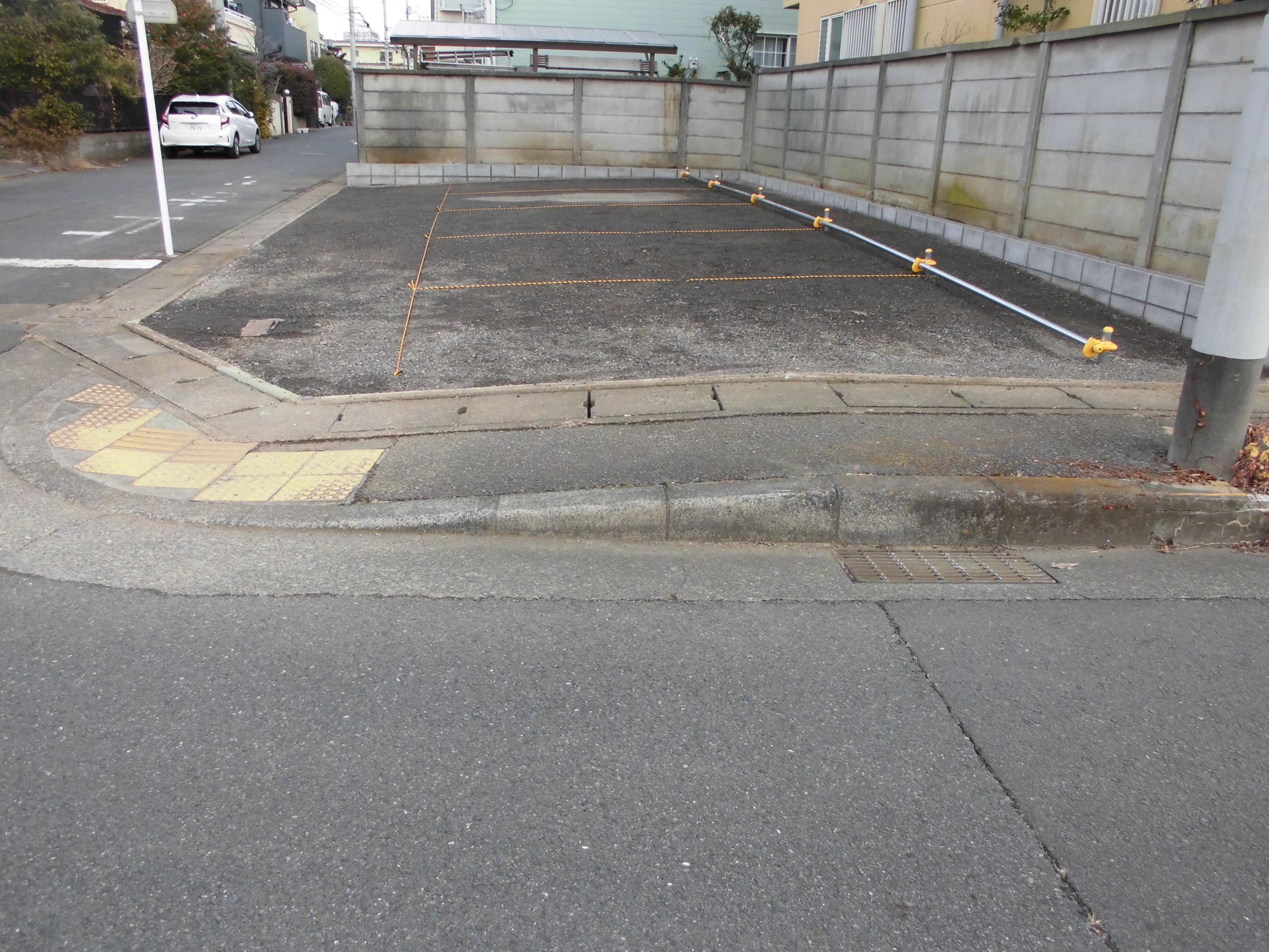 平塚1丁目25-10駐車場の外観・駐車場イメージ3枚目