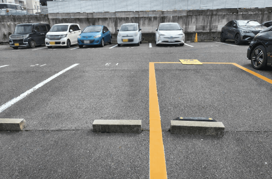 港町駐車場の外観・駐車場イメージ2枚目