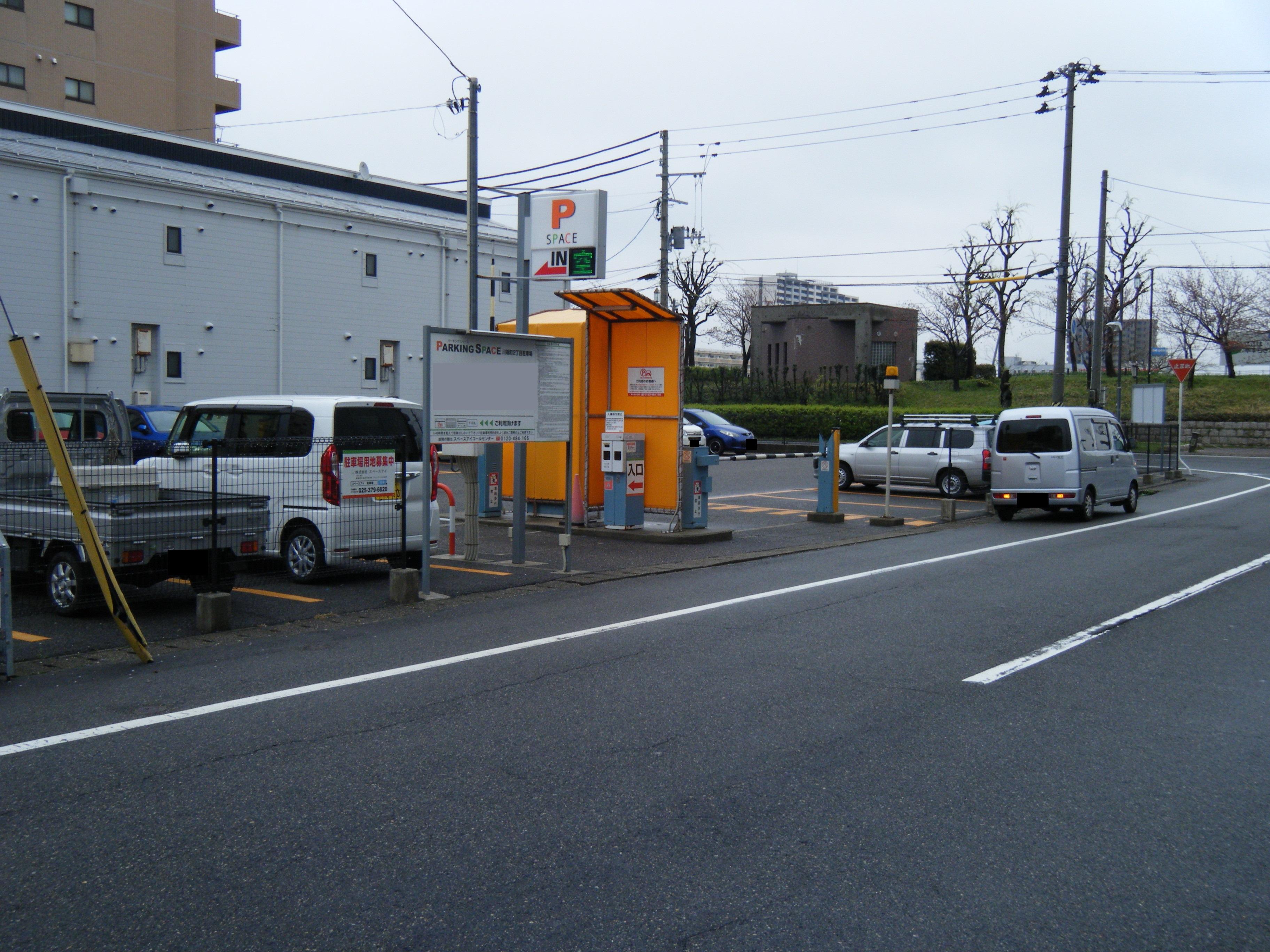 パーキングスペース川端町２丁目駐車場の外観・駐車場イメージ1枚目