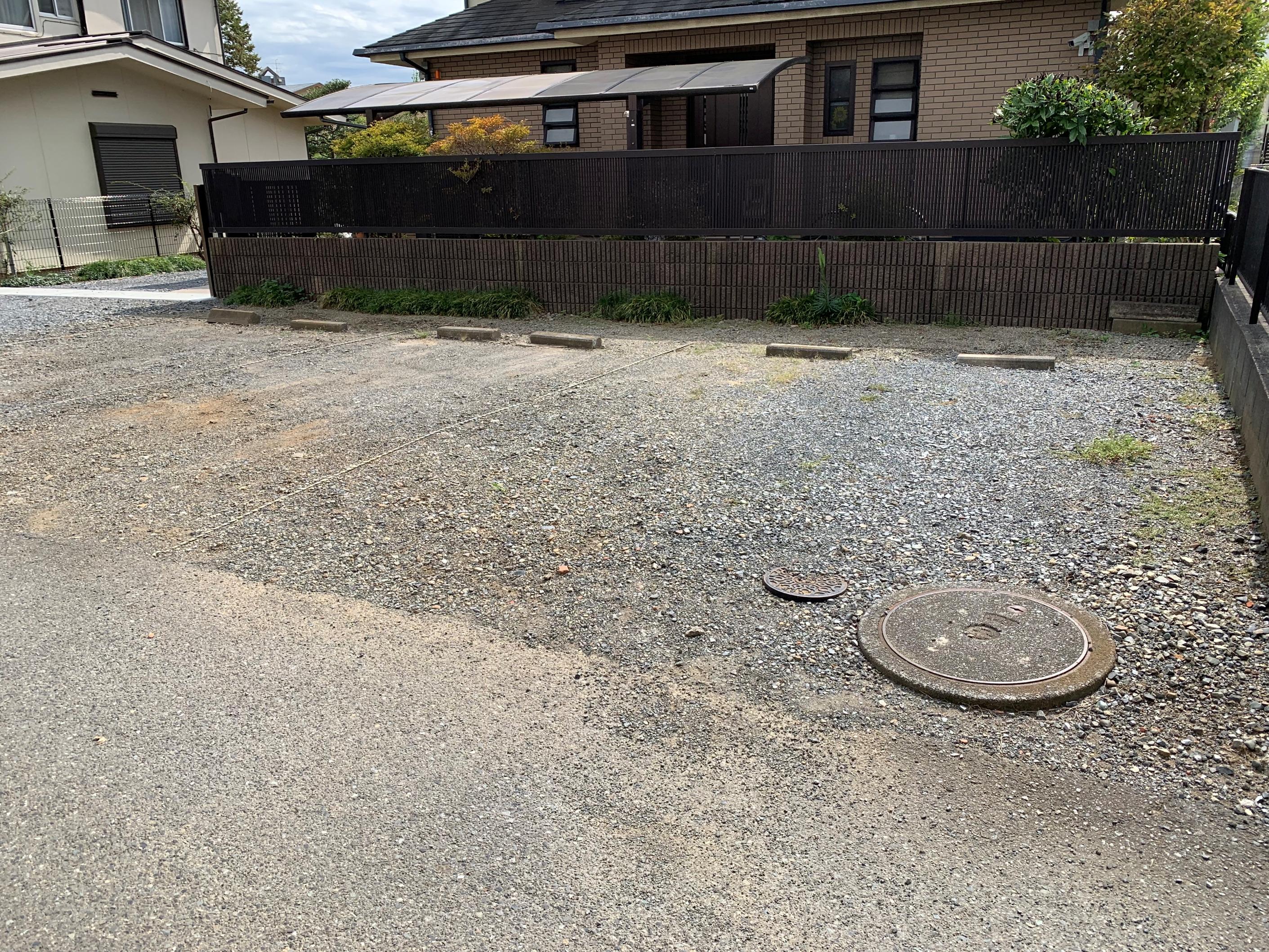 下村様駐車場の外観・駐車場イメージ2枚目