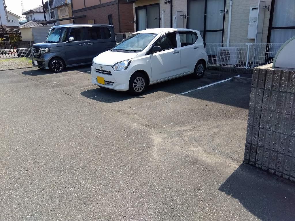 ハートフル(28073)の外観・駐車場イメージ3枚目