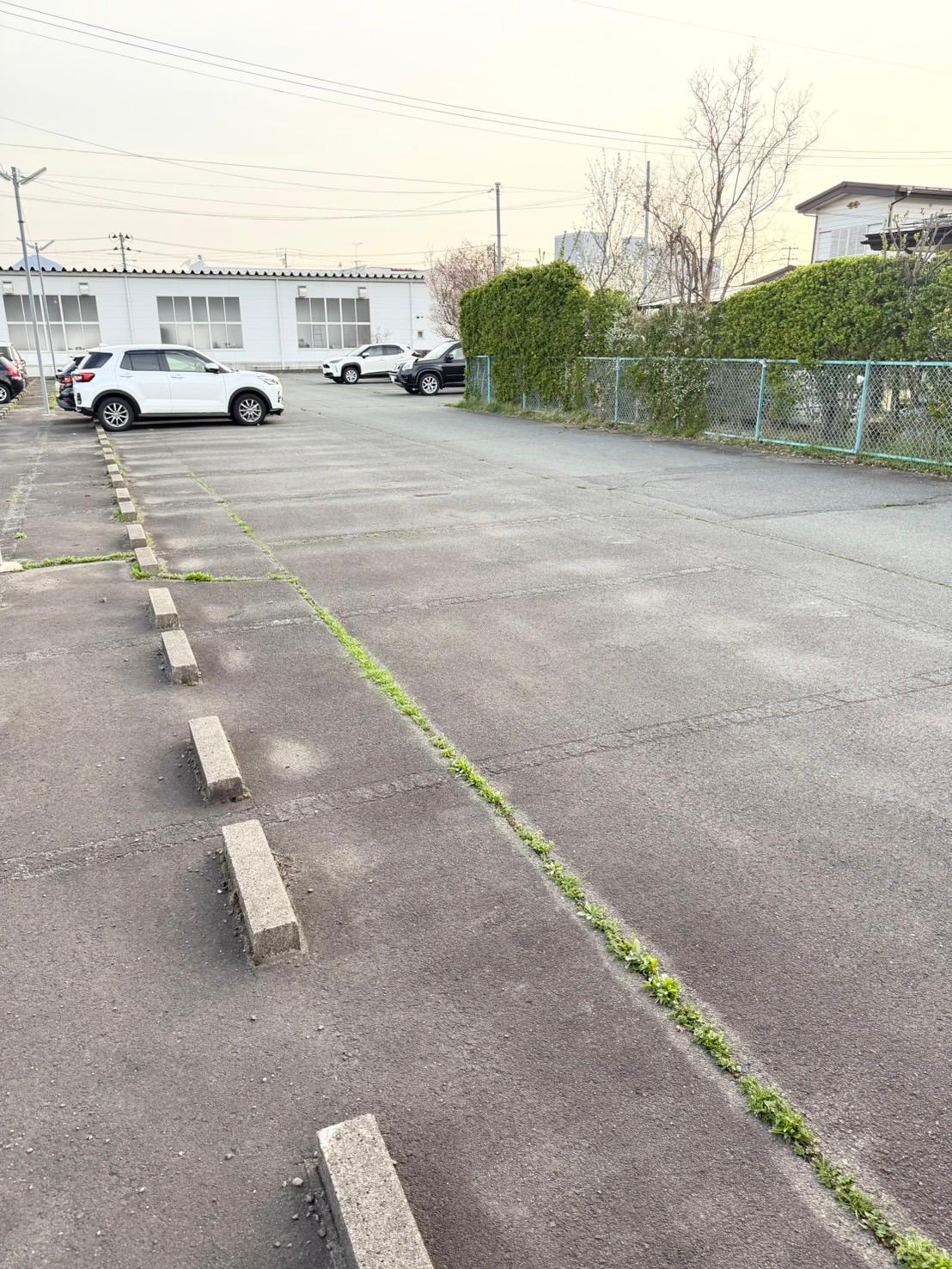 月が丘野里駐車場の外観・駐車場イメージ1枚目