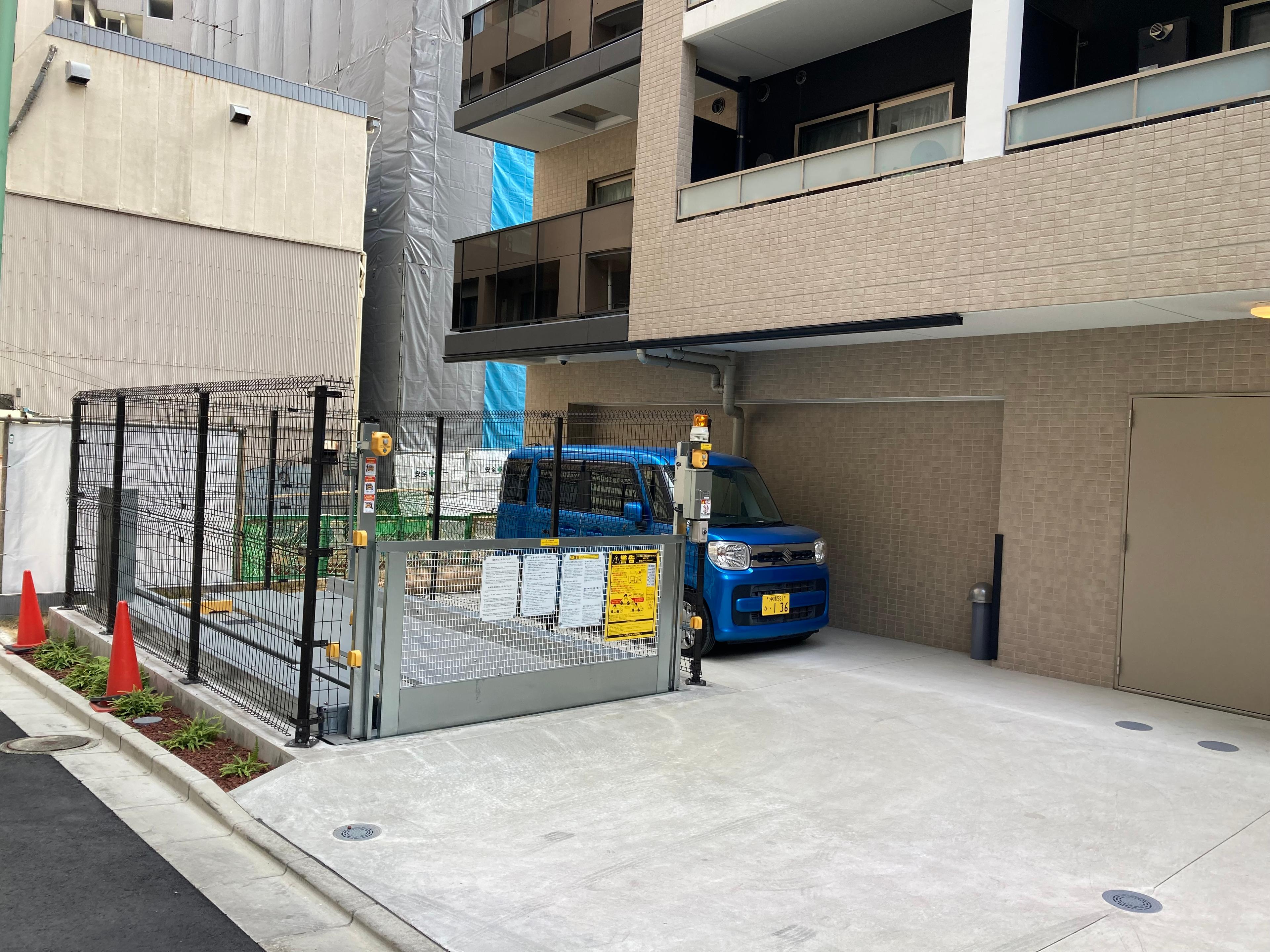 ラグゼナ横浜鶴見Ⅰ駐車場（屋外）の外観・駐車場イメージ1枚目