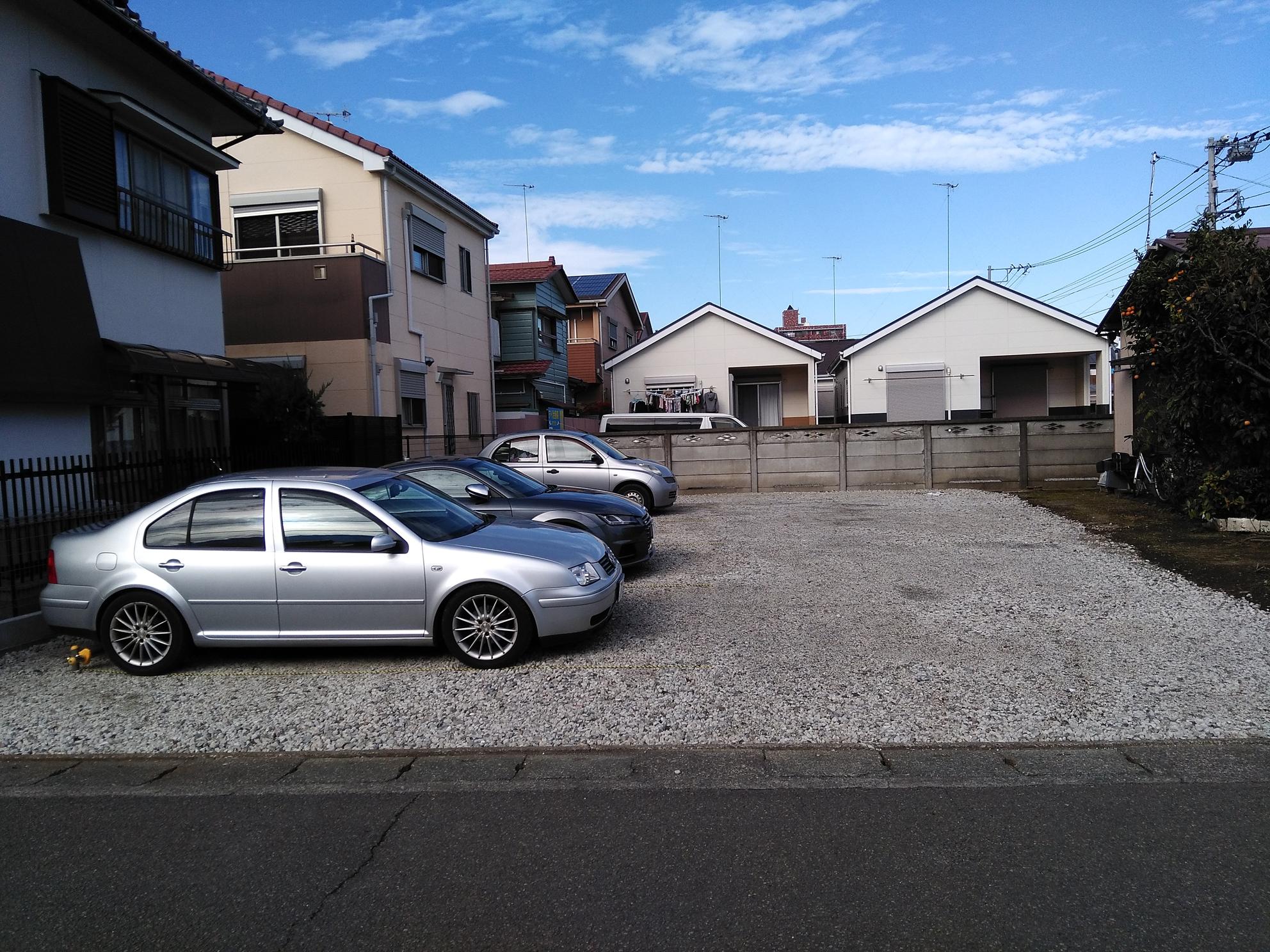 グラスリバーパーキングの外観・駐車場イメージ1枚目