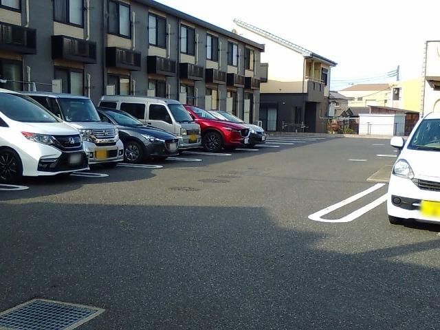 我が家(40965)の外観・駐車場イメージ1枚目