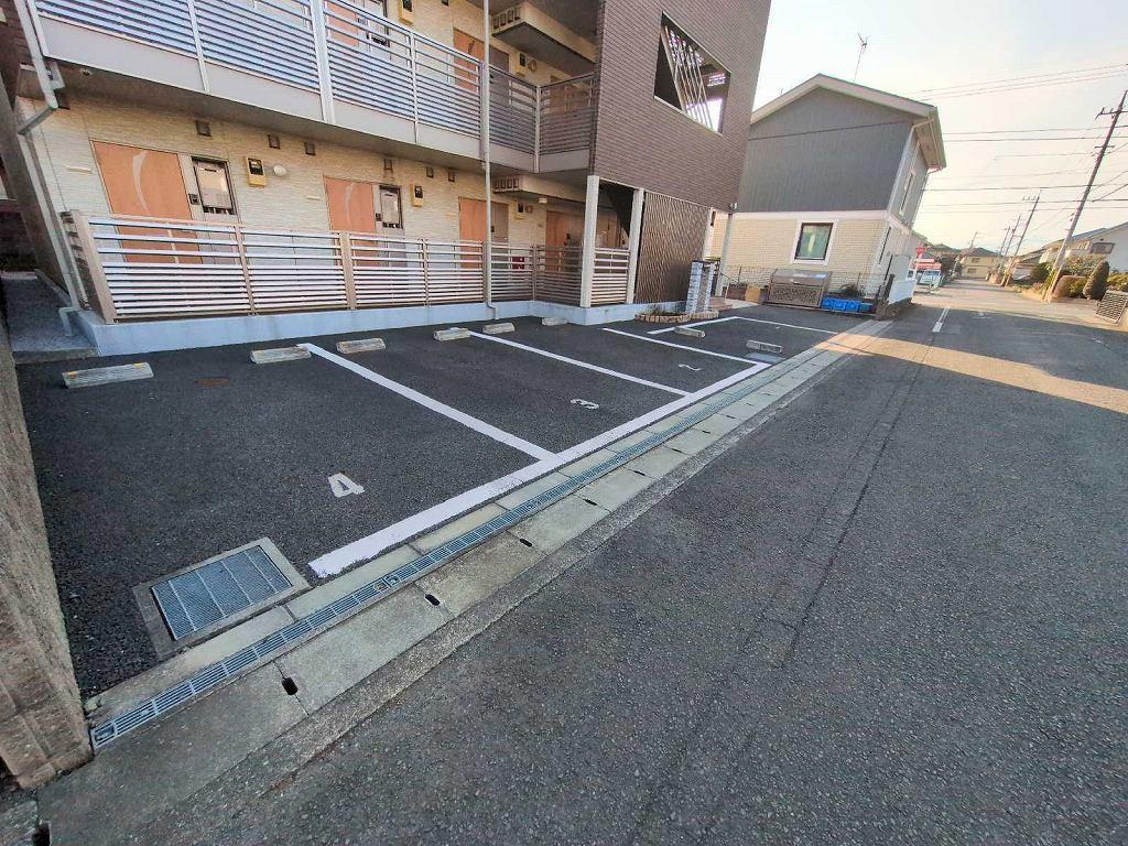 クレイノリーブル(57171)の外観・駐車場イメージ1枚目