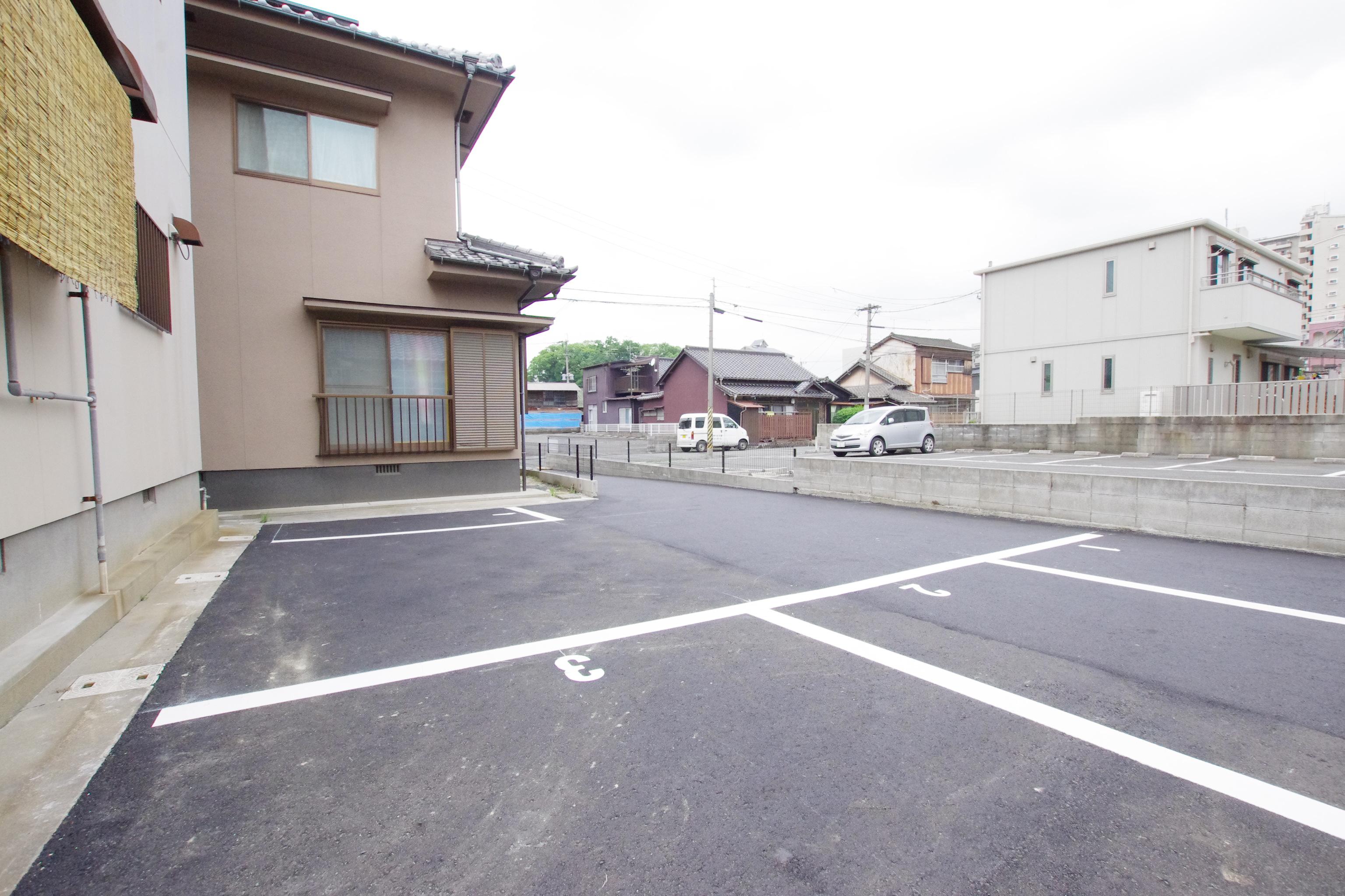 八千代町小型車専用駐車場の外観・駐車場イメージ3枚目