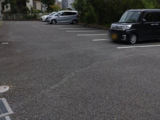 フレッシュⅢ(15150)の外観・駐車場イメージ1枚目