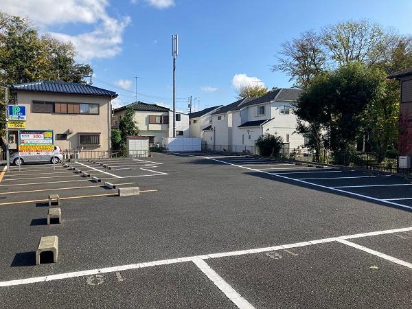 シーダーパーキングの外観・駐車場イメージ2枚目