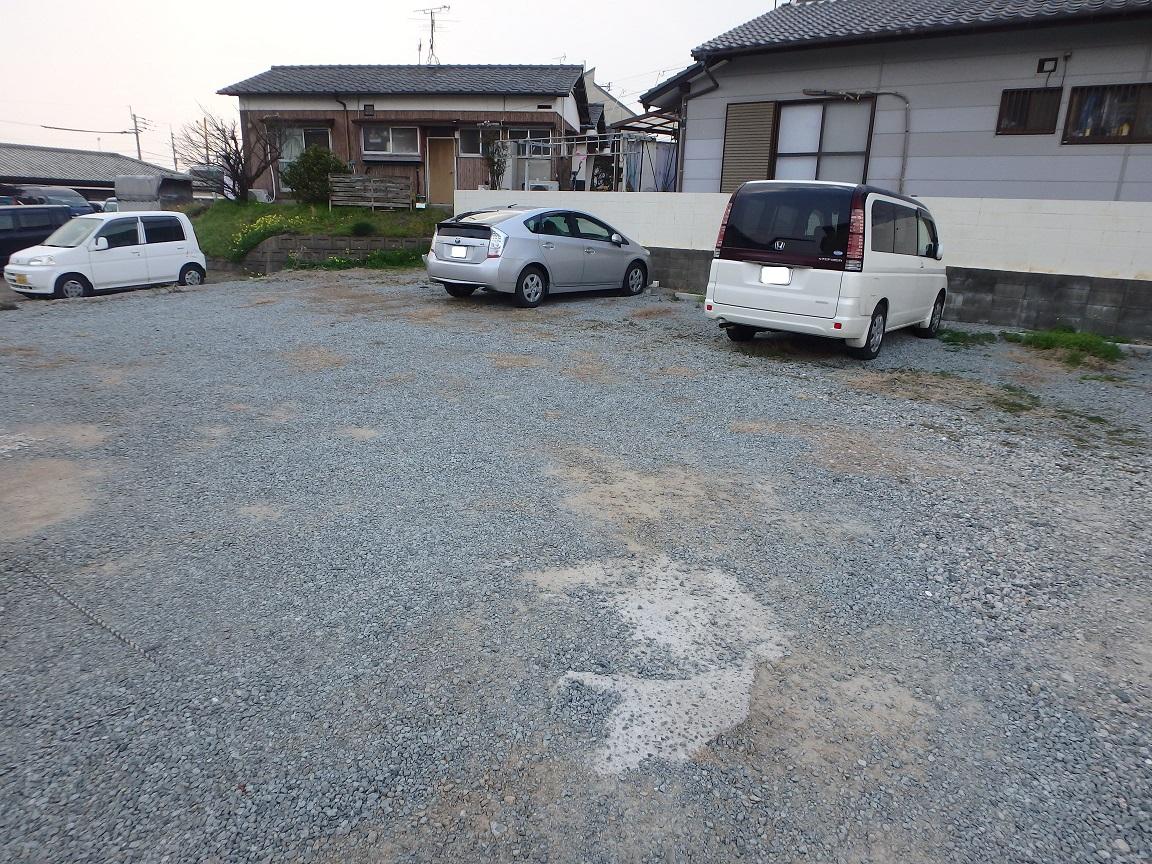 中尾駐車場の外観・駐車場イメージ2枚目