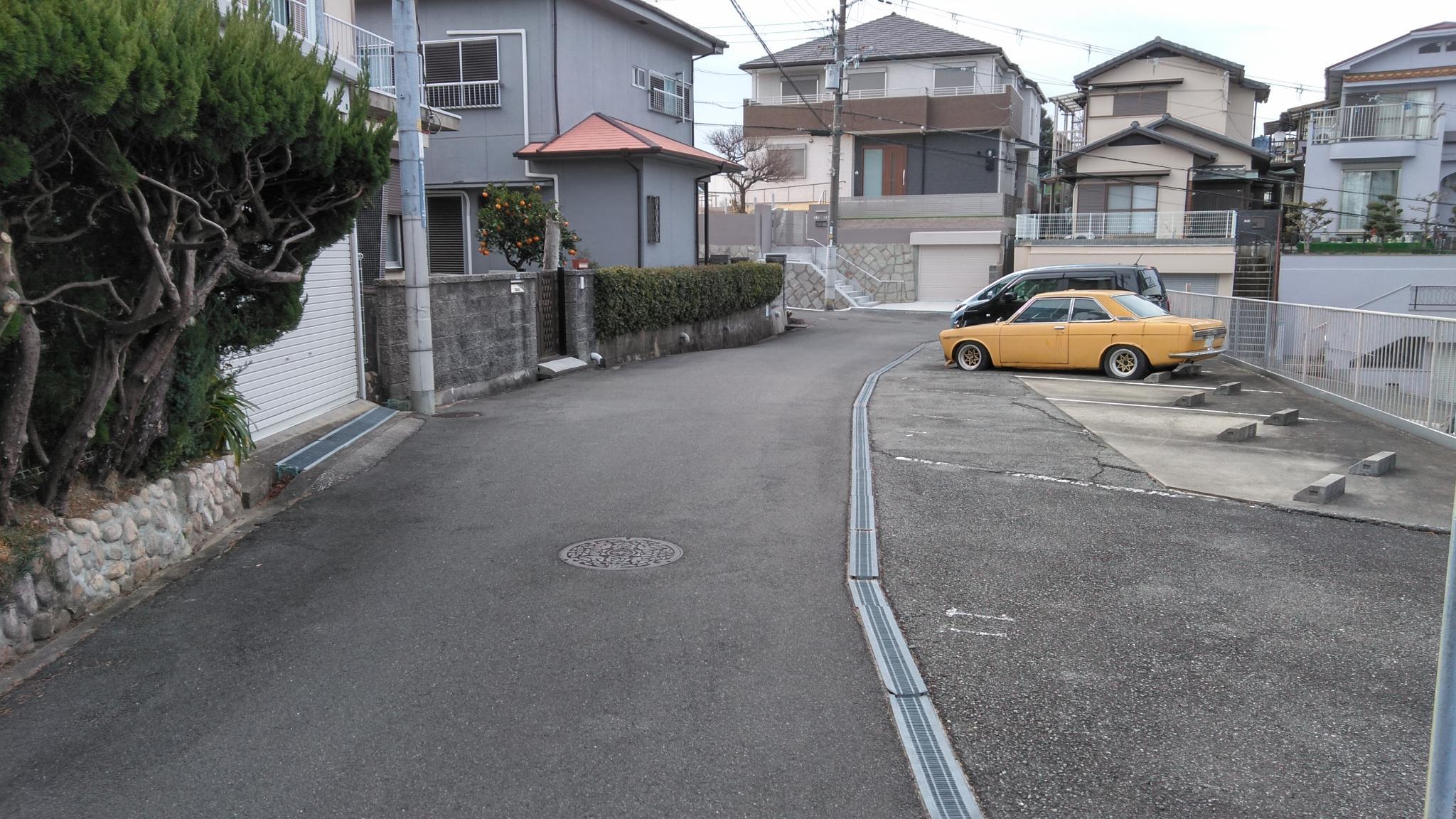 むつみマンション駐車場の外観・駐車場イメージ2枚目