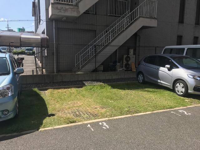 ＵＵＲコート大阪十三本町の外観・駐車場イメージ3枚目