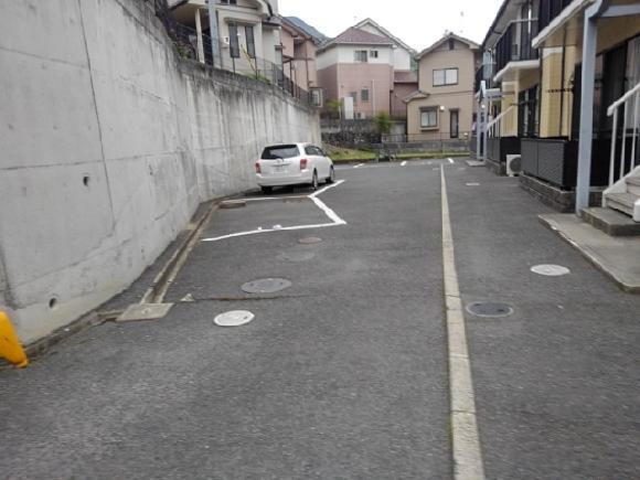 住田ガレージの外観・駐車場イメージ1枚目