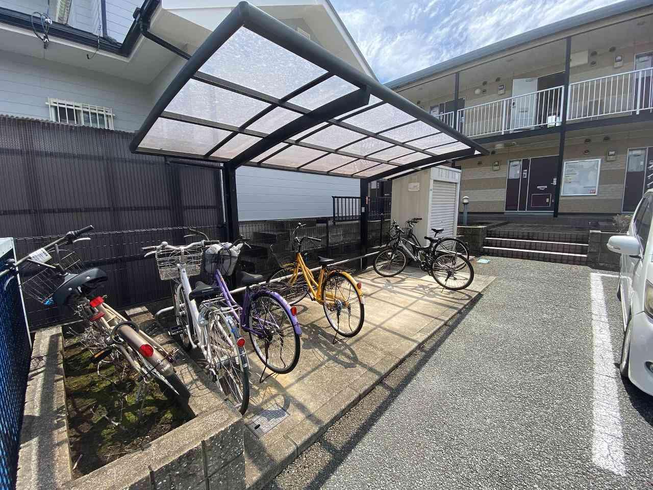 ＹＡＭＡＤＡ(27006)の外観・駐車場イメージ1枚目