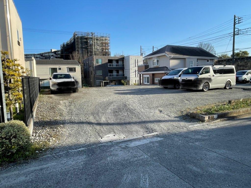 はるひ野5-4-2駐車場の外観・駐車場イメージ1枚目