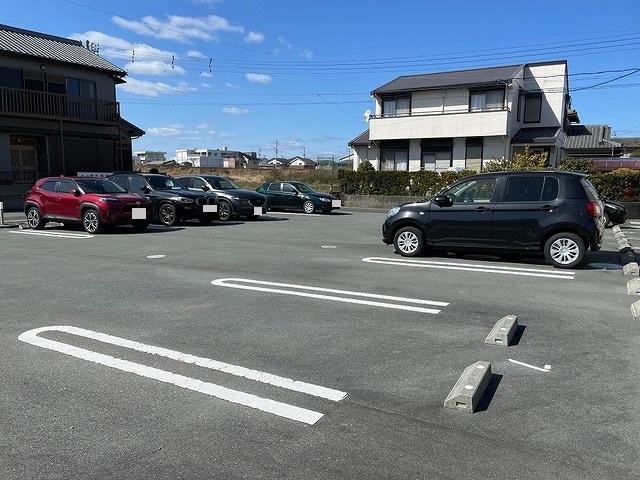 FKコンフォーザホウジ駐車場の外観・駐車場イメージ1枚目