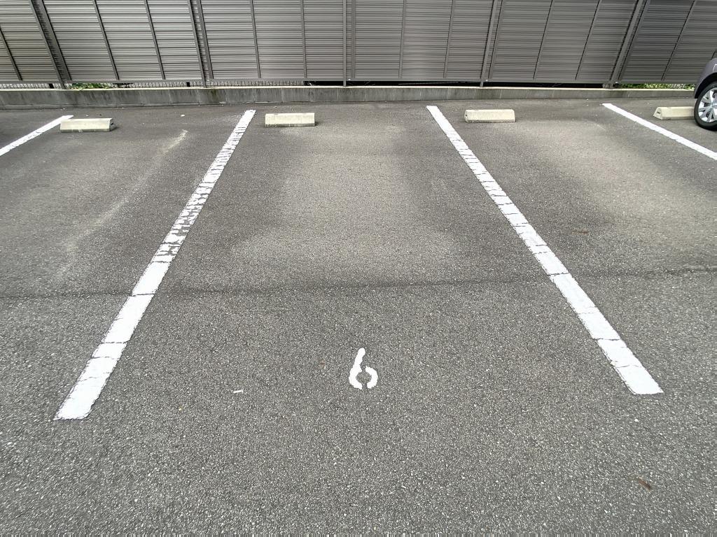 御経塚１丁目Ｈ駐車場の外観・駐車場イメージ3枚目