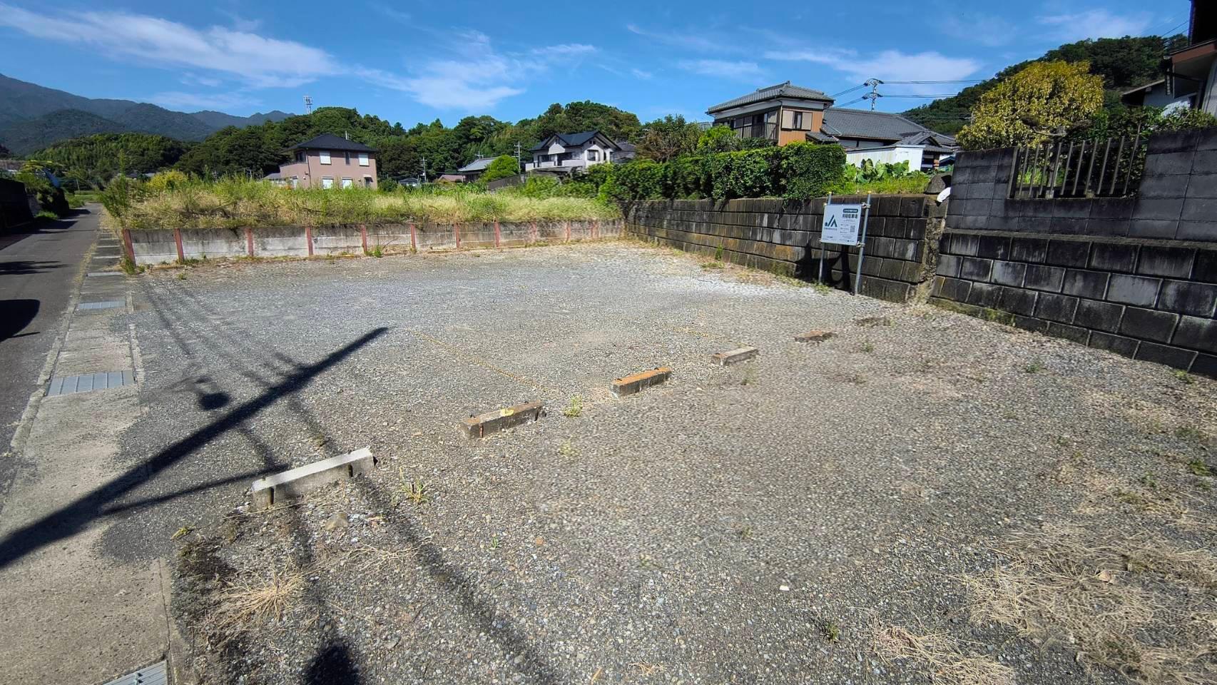 ナカニシ駐車場の外観・駐車場イメージ2枚目