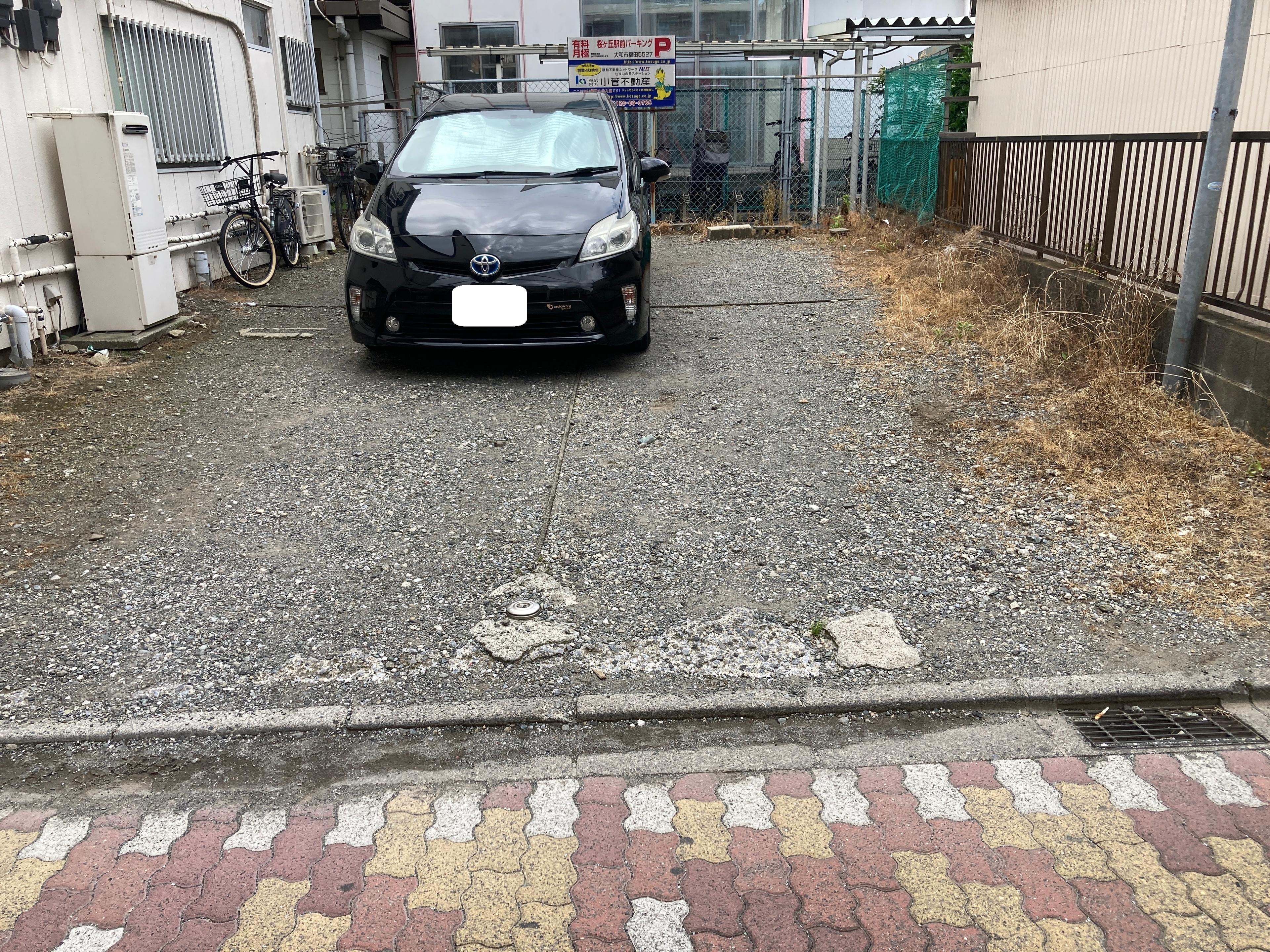 桜ヶ丘駅前パーキングの外観・駐車場イメージ2枚目