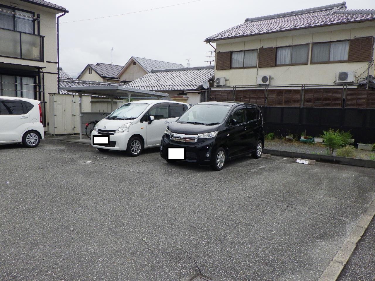 ＭＡＮＡハイツの外観・駐車場イメージ2枚目