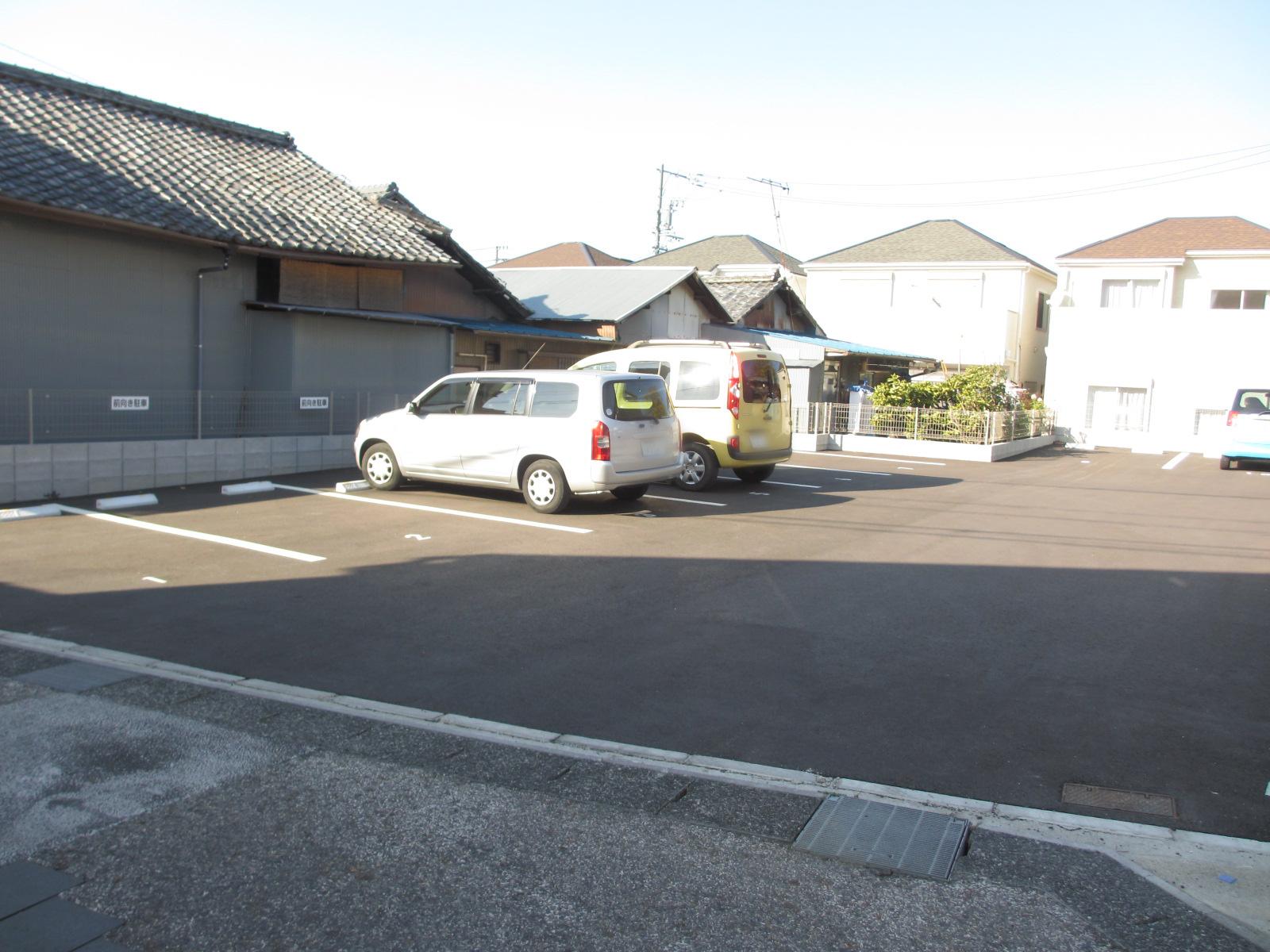 駐車場画像2枚目