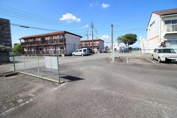 ララパーク駐車場の外観・駐車場イメージ2枚目