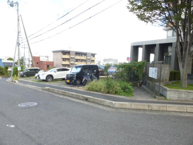 本宮2丁目駐車場の外観・駐車場イメージ1枚目