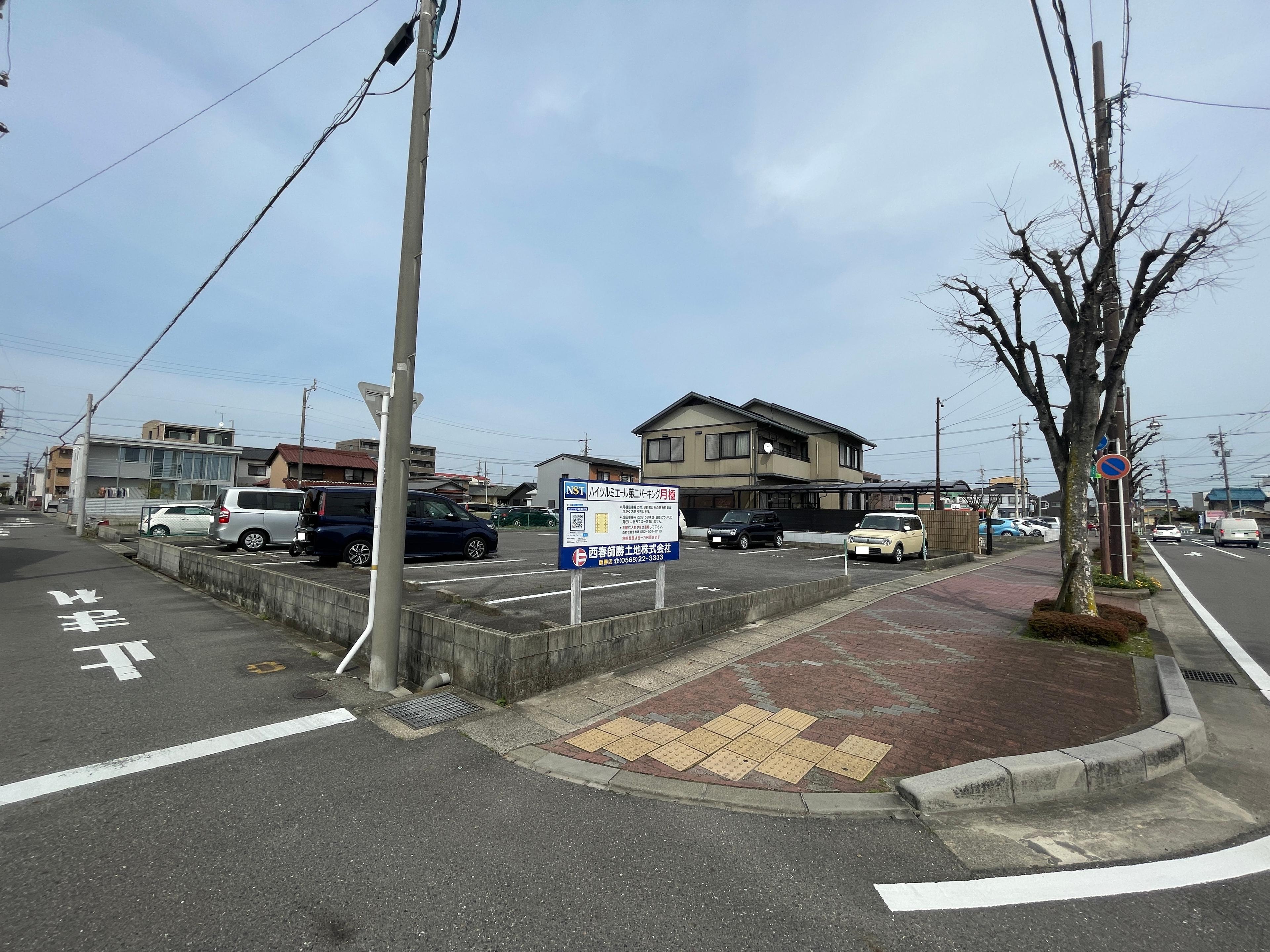 ハイツルミエール第二駐車場の外観・駐車場イメージ1枚目