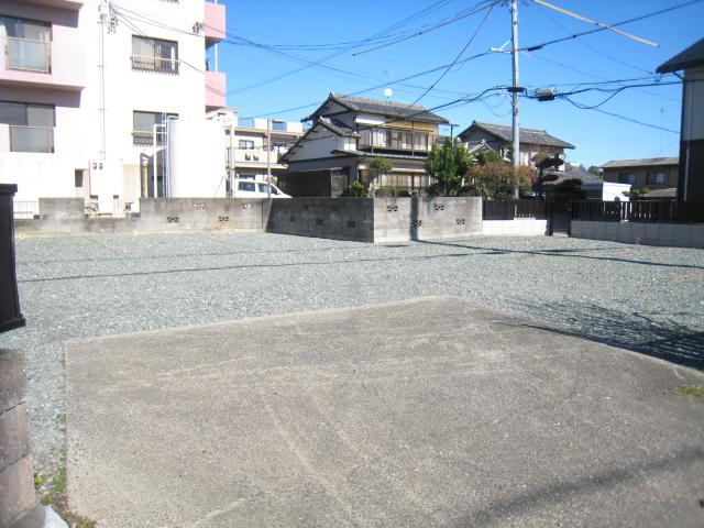 志都呂町1482-1の外観・駐車場イメージ3枚目