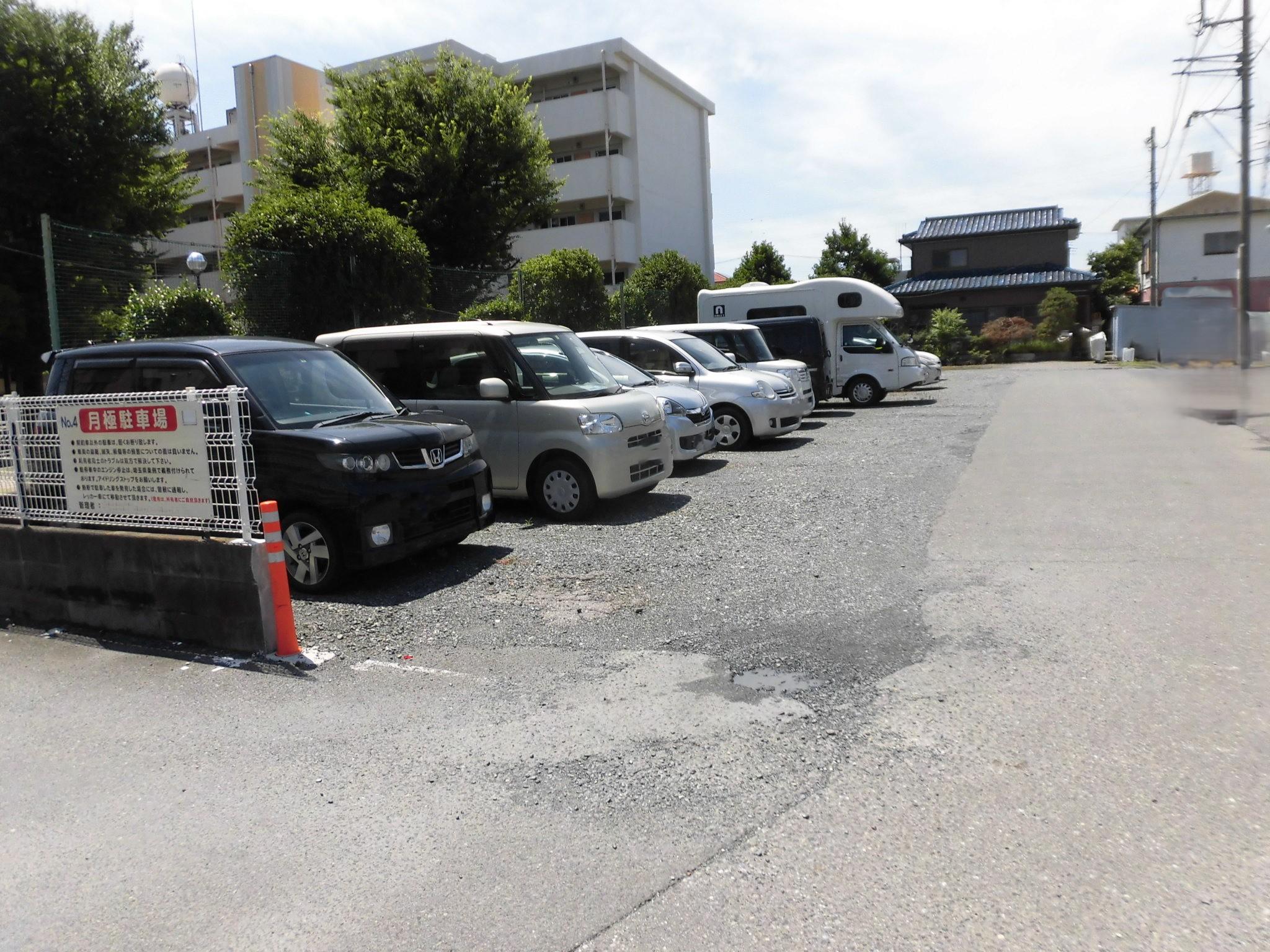 海老澤駐車場No.4の外観・駐車場イメージ2枚目