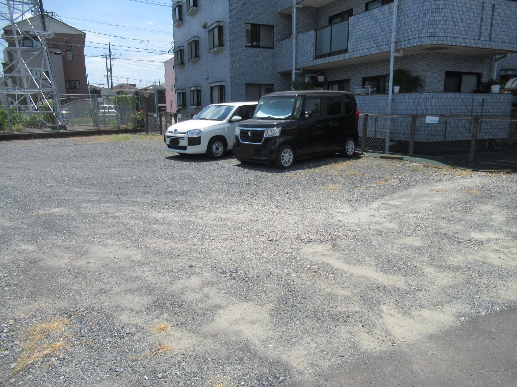 惟信第8駐車場の外観・駐車場イメージ2枚目