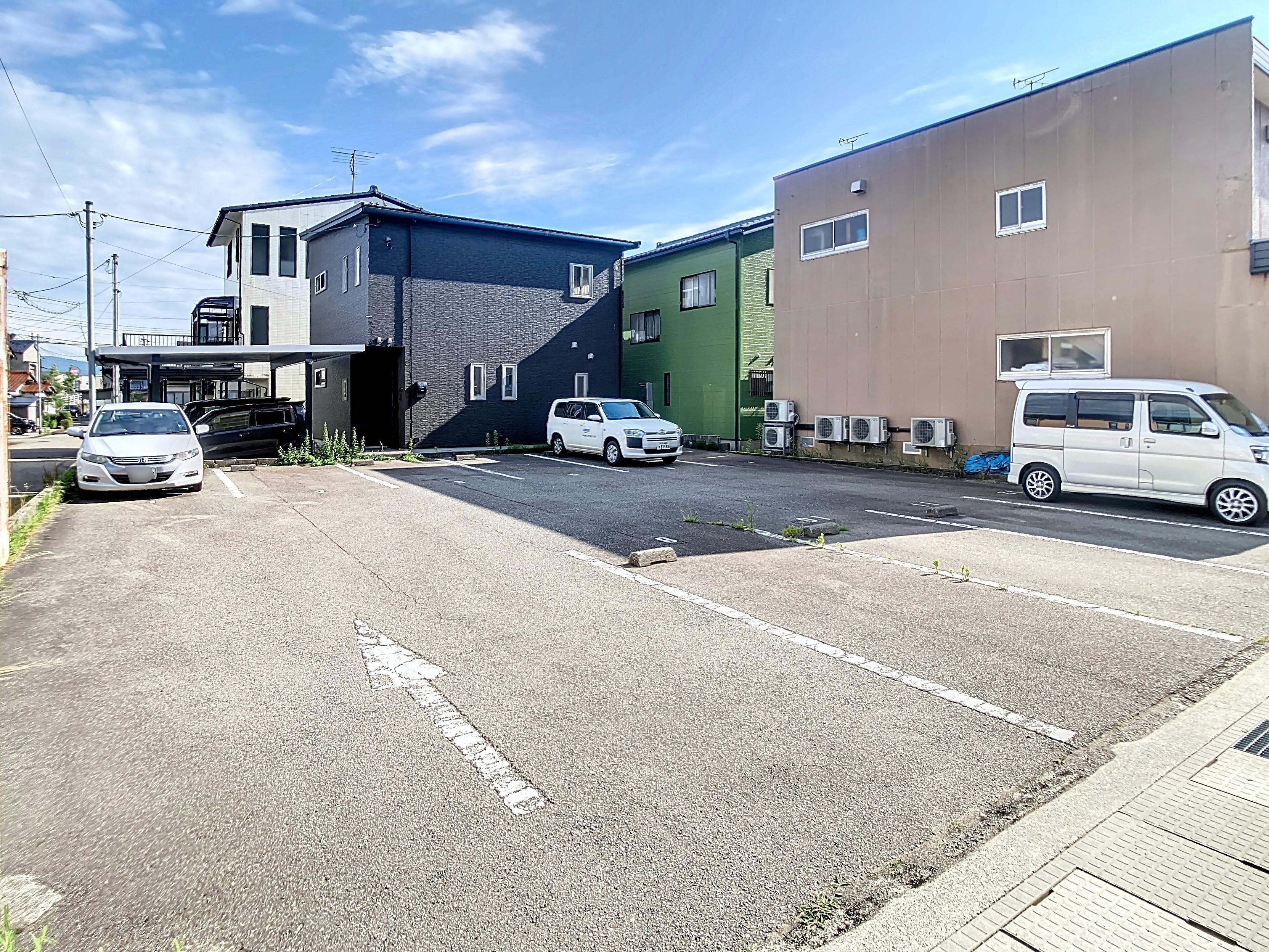 黒田２丁目駐車場の外観・駐車場イメージ2枚目