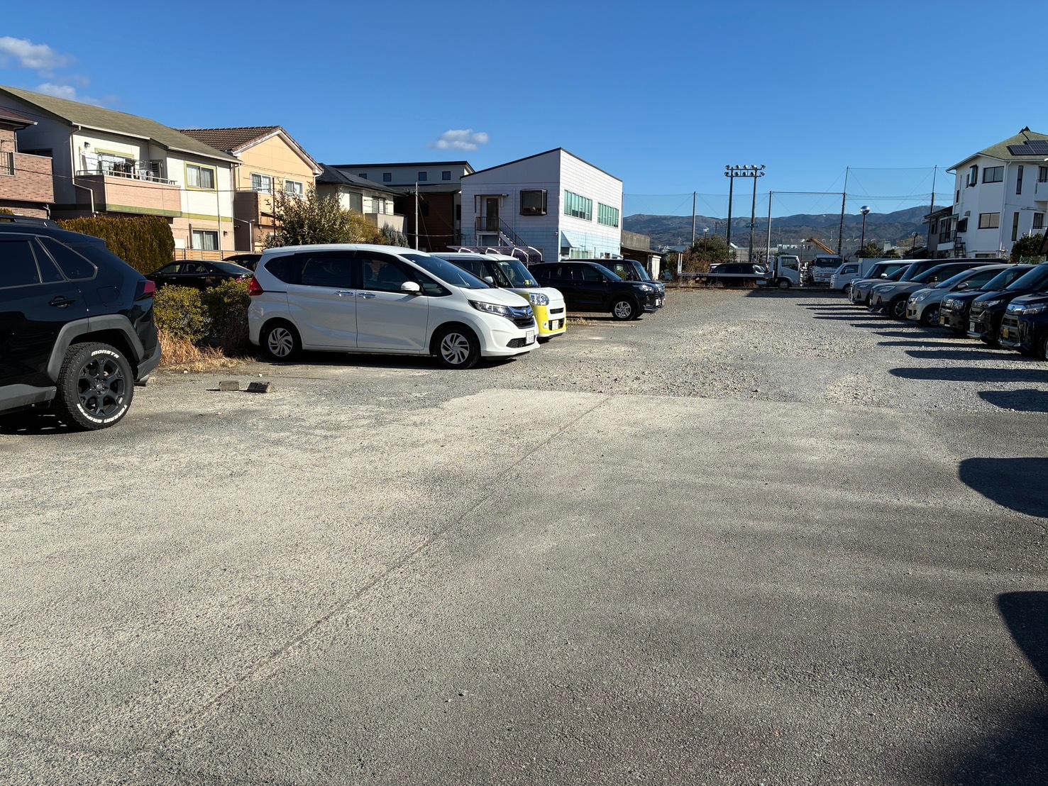 塚本231駐車場の外観・駐車場イメージ1枚目