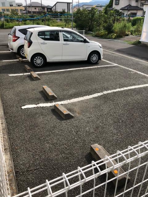 パークアベニュー(16683)の外観・駐車場イメージ1枚目