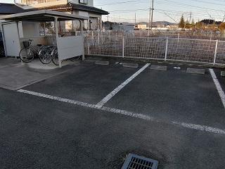 ヴィラ剣(23912)の外観・駐車場イメージ1枚目