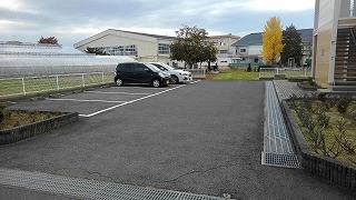 フローラⅡ(17542)の外観・駐車場イメージ2枚目