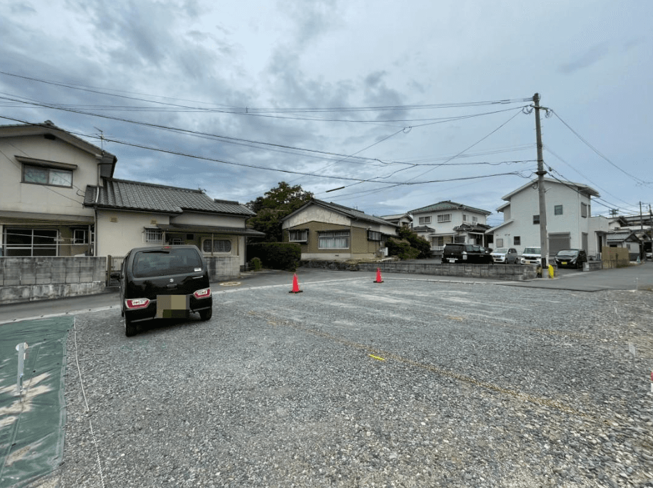 中間第二駐車場の外観・駐車場イメージ2枚目