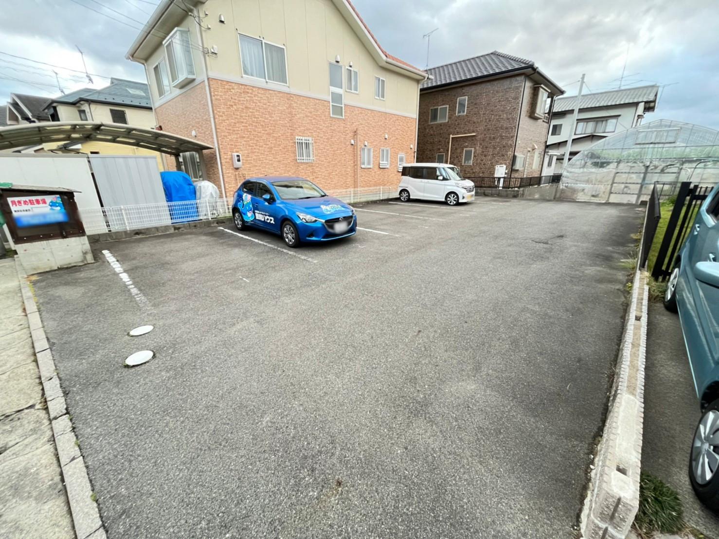 寺西ガレージの外観・駐車場イメージ3枚目