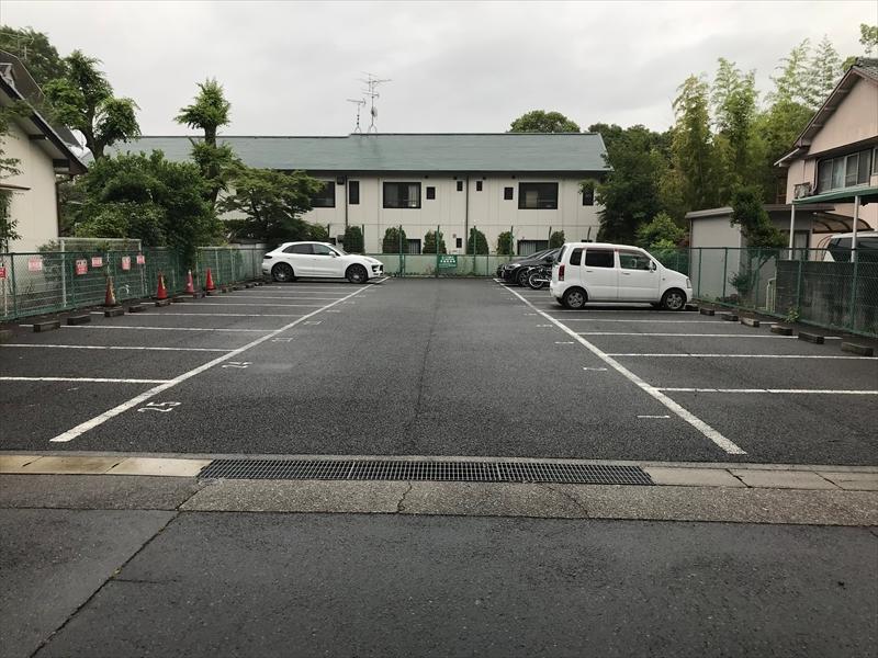 汐見町の外観・駐車場イメージ1枚目