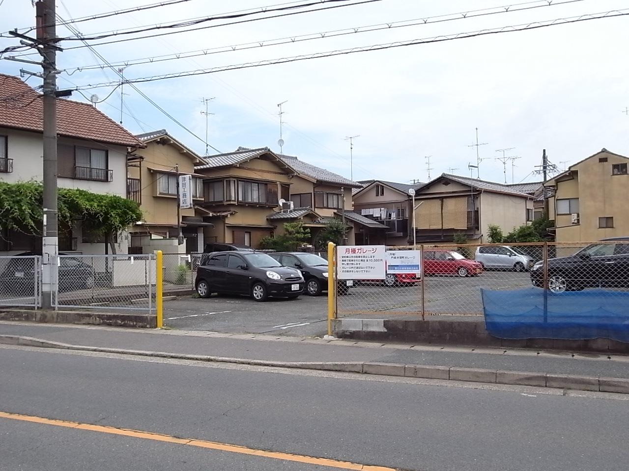 門前井頭町ガレージの外観・駐車場イメージ1枚目