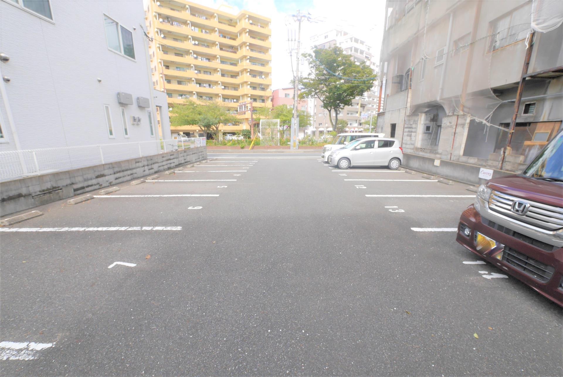 西本町4丁目藤田駐車場の外観・駐車場イメージ2枚目