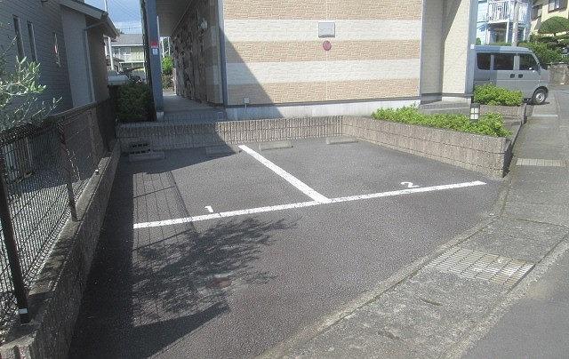 ストリーム(25550)の外観・駐車場イメージ1枚目