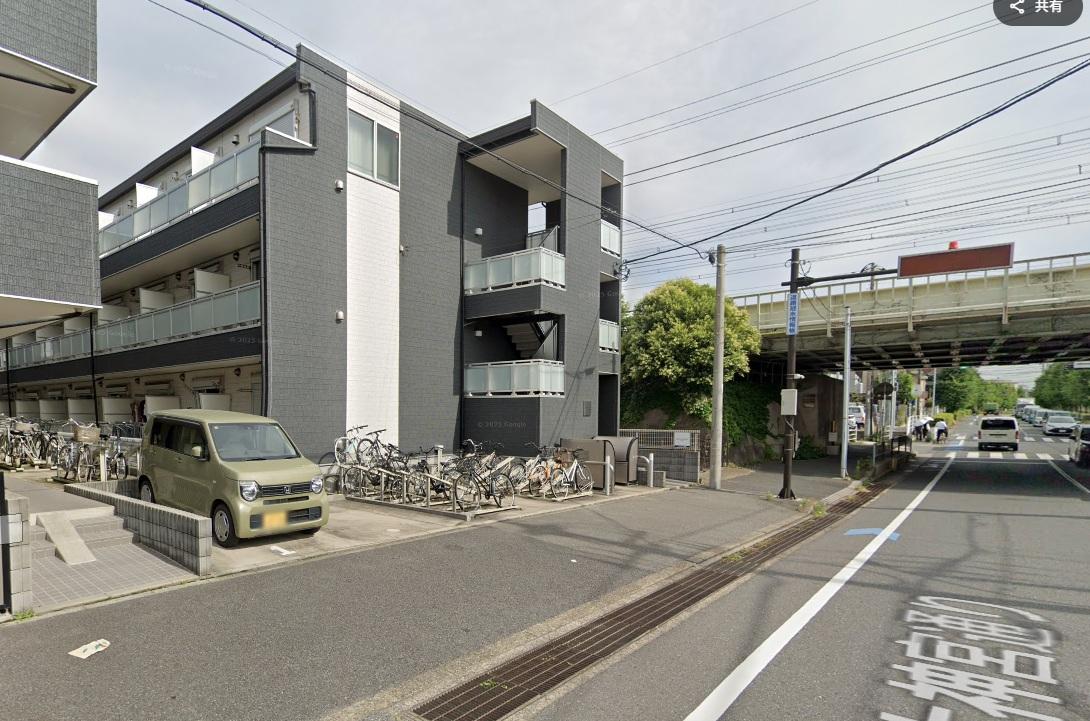 メゾン ド コンフォート宮本Aの外観・駐車場イメージ1枚目