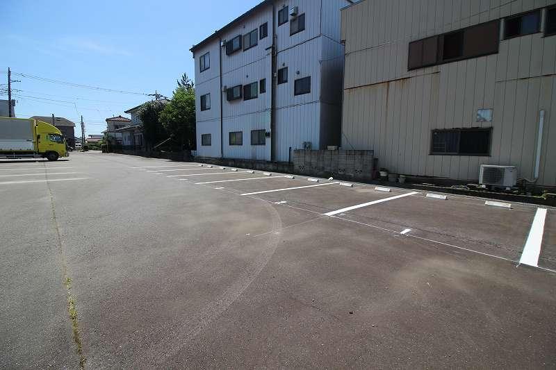 荒川沖東1丁目駐車場の外観・駐車場イメージ2枚目