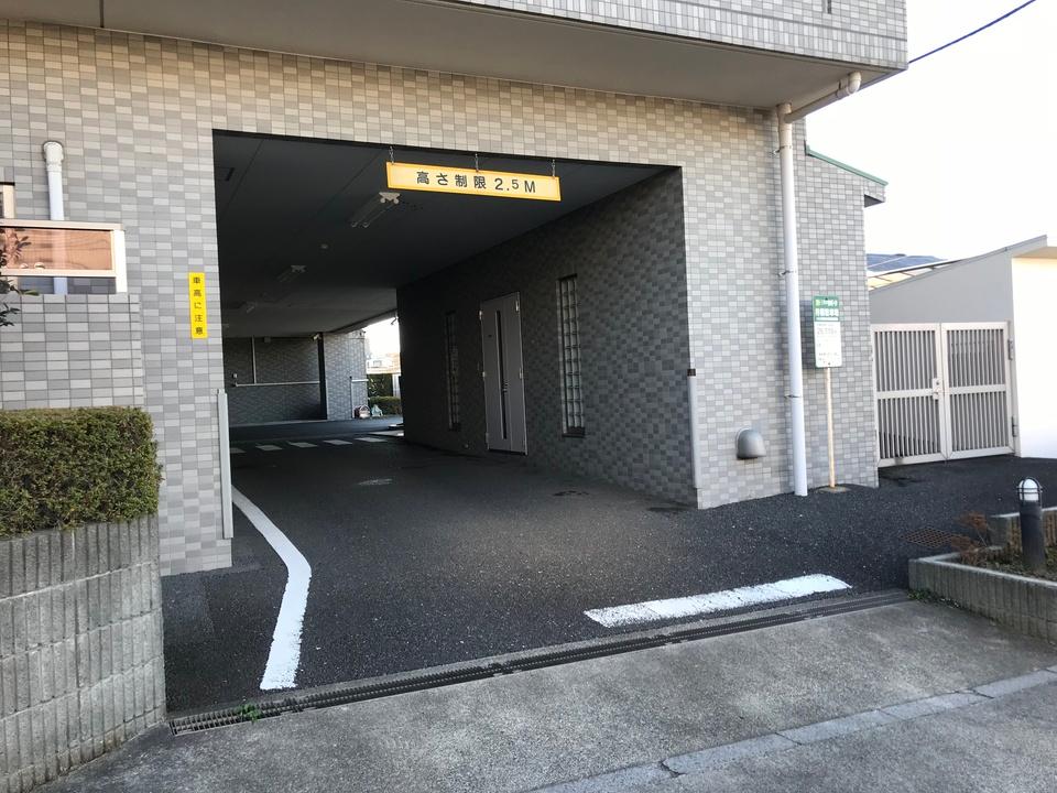 駒沢コートの外観・駐車場イメージ1枚目